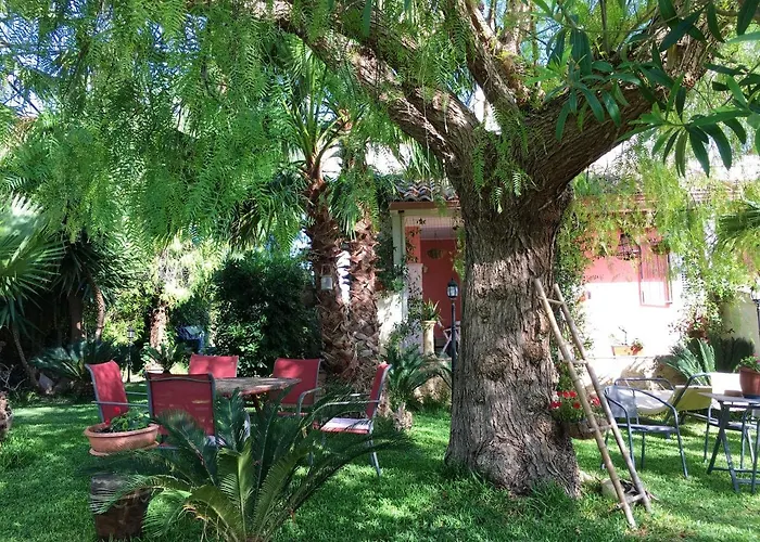 Spacious In Pozzallo, 110m² With Pool And Sea View Apartment Pozzallo