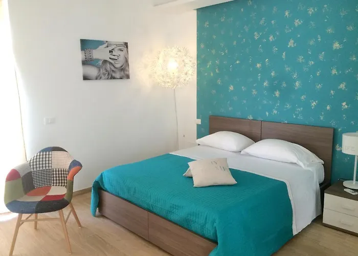 Spacious In Pozzallo, 110m² With Pool And Sea View Apartment Pozzallo