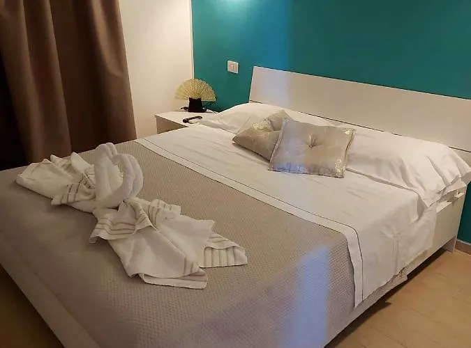 Spacious In Pozzallo, 110m² With Pool And Sea View Apartment Pozzallo